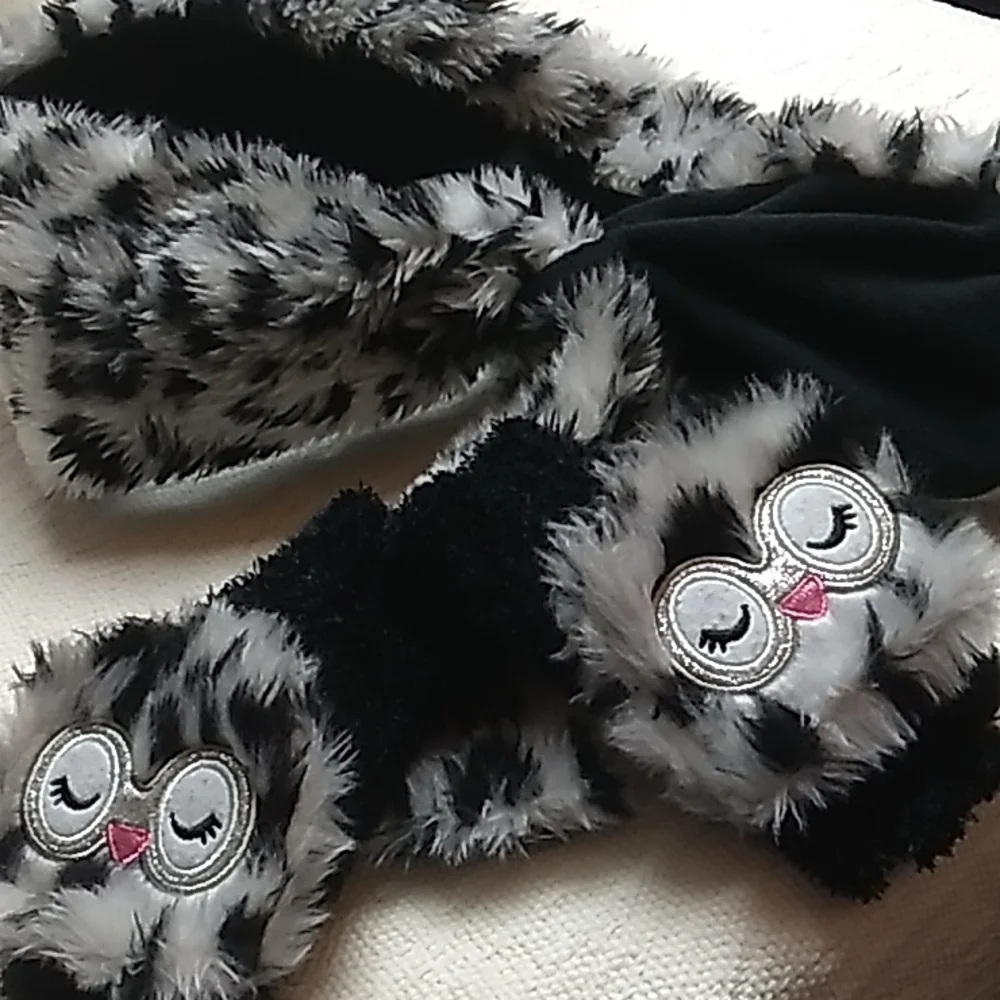 Wonder Nation kids scarf & gloves Owls Black, White w Pink 100% polyester